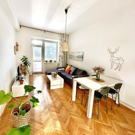 Bright And Central Suite With A Balcony Brno Exterior foto